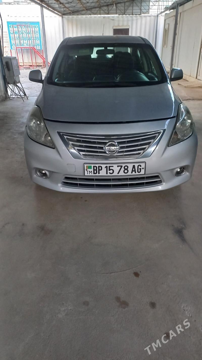 Nissan Versa 2012 - 112 000 TMT - Бузмеин - img 1