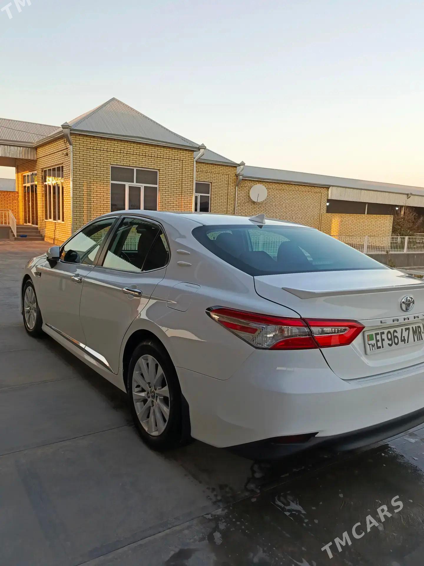 Toyota Camry 2020 - 315 000 TMT - Мары - img 4