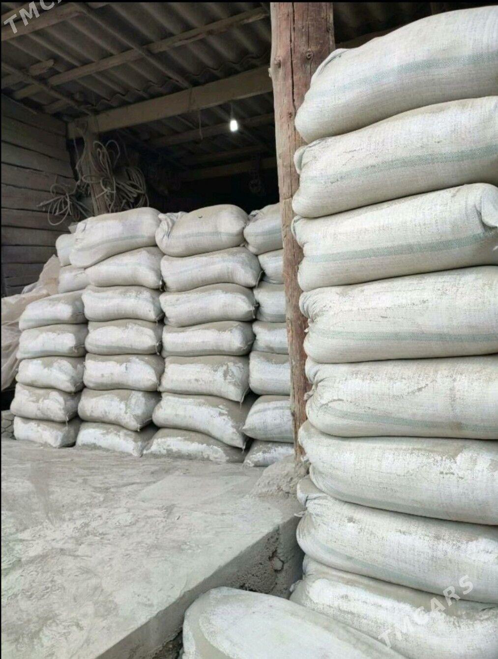 MITI SEMENT Цемент Мытый МҮТҮ мити GUM ÇAGE GYRAWY KERAMSIT KERPIC NULYOWKA PULPA DERS SEBIL - Aşgabat - img 4