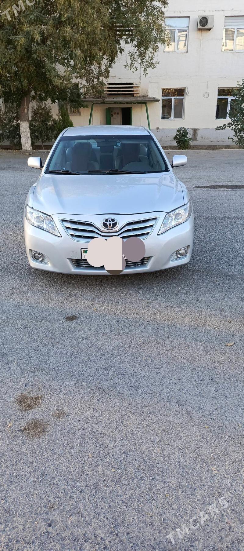 Toyota Camry 2010 - 180 000 TMT - 3 мкр - img 2