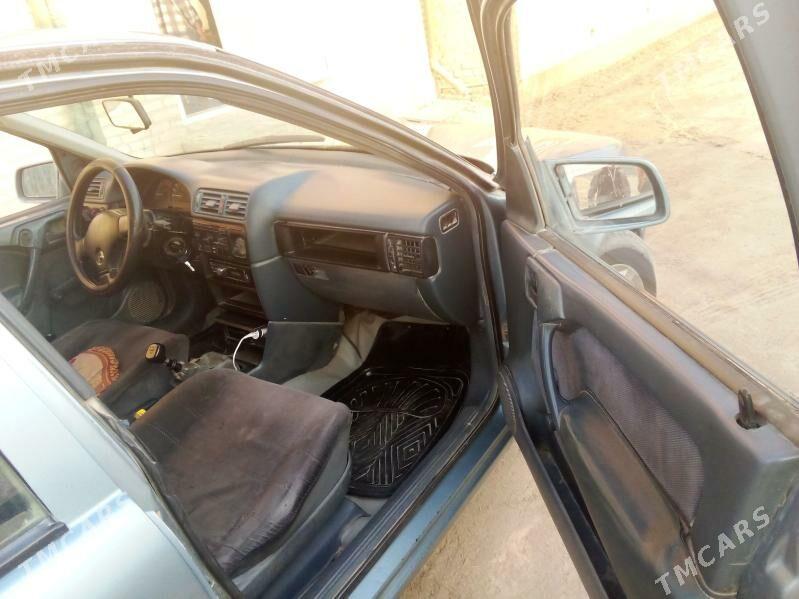 Opel Vectra 1991 - 33 000 TMT - Чарджоу - img 3