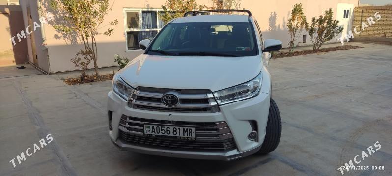 Toyota Highlander 2019 - 460 000 TMT - Мары - img 8