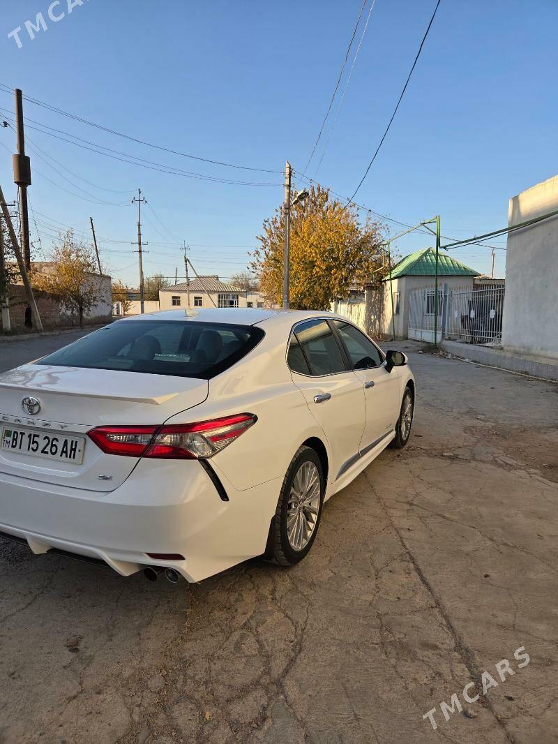 Toyota Camry 2018 - 274 000 TMT - Теджен - img 3