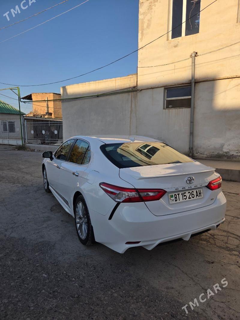 Toyota Camry 2018 - 274 000 TMT - Теджен - img 4