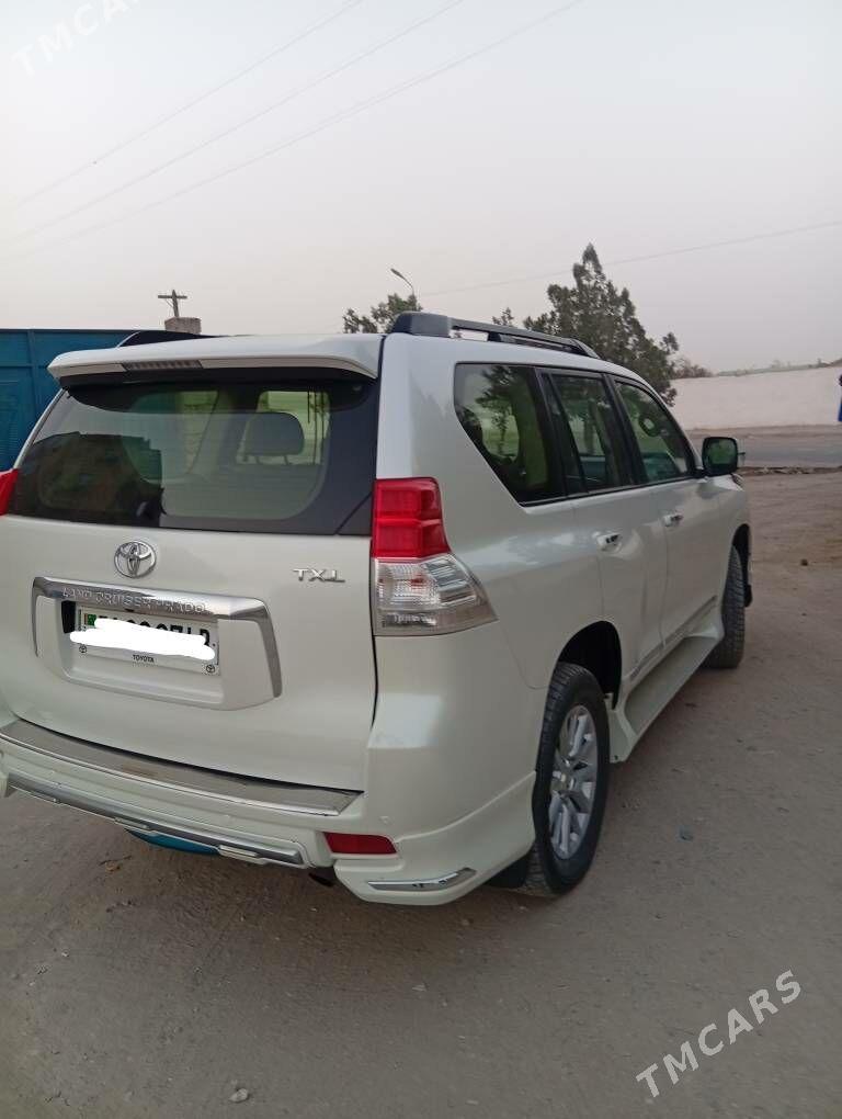 Toyota Land Cruiser Prado 2013 - 590 000 TMT - Койтендаг - img 3