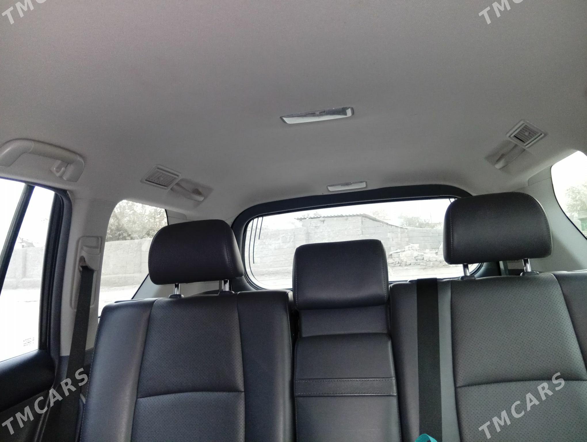 Toyota Land Cruiser Prado 2013 - 590 000 TMT - Койтендаг - img 10