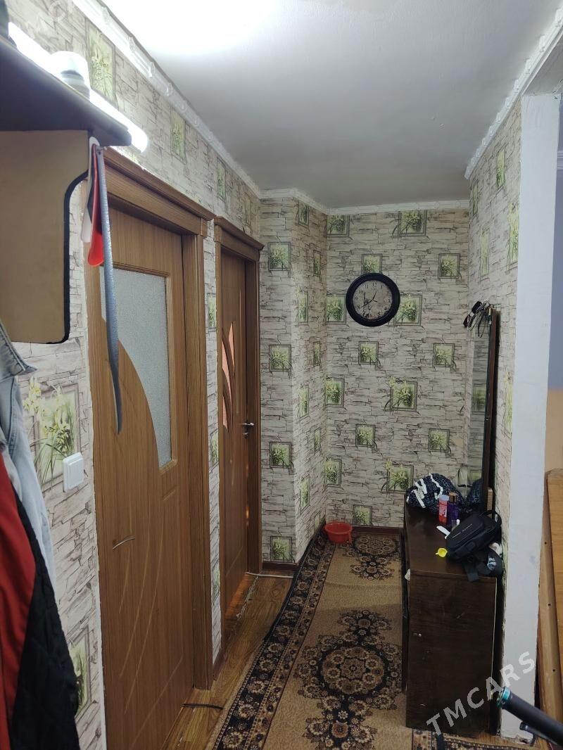 Квартира 3 комнаты - Балканабат - img 1