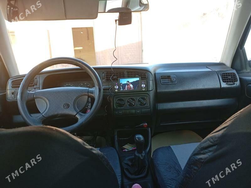 Volkswagen Golf 1993 - 32 000 TMT - Дашогуз - img 3