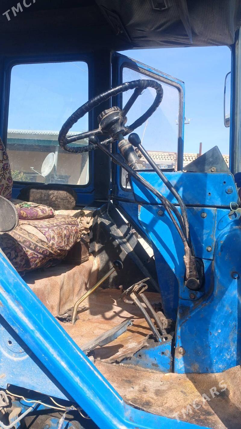 MTZ 82 1990 - 150 000 TMT - Çärjew - img 3