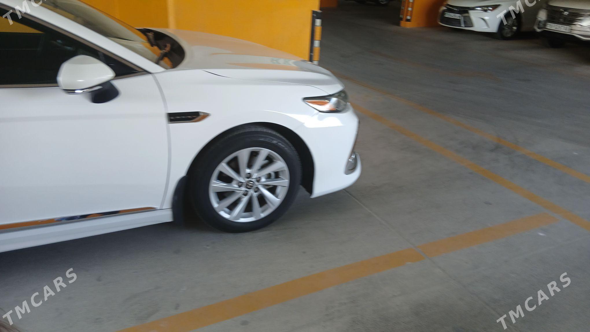 Toyota Camry 2021 - 265 000 TMT - Мир 2 - img 8