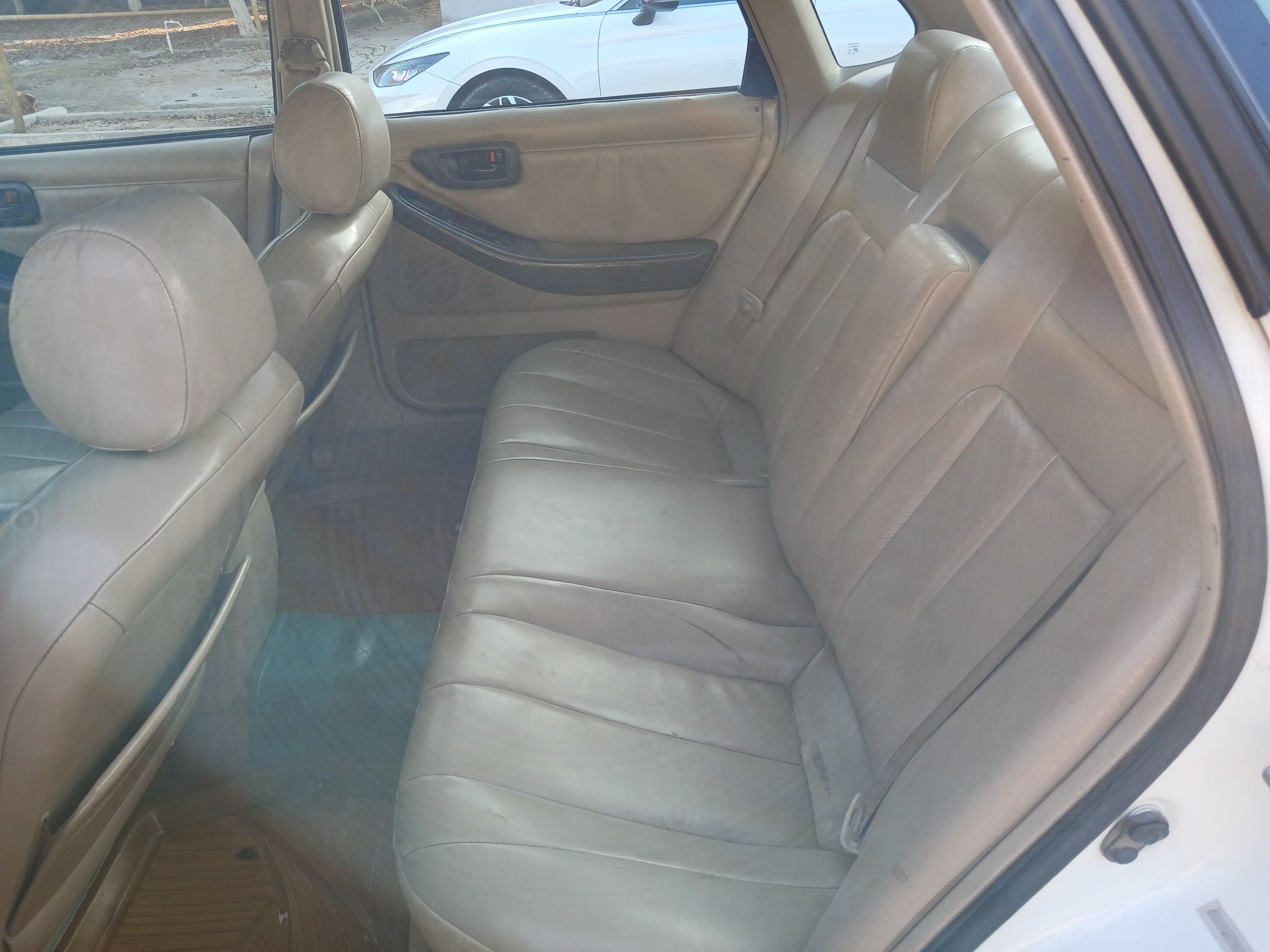 Toyota Avalon 1999 - 130 000 TMT - Mary - img 5