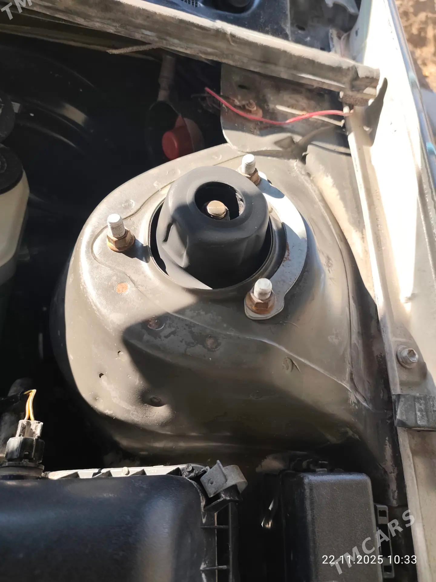 Toyota Camry 1998 - 116 000 TMT - Boldumsaz - img 7