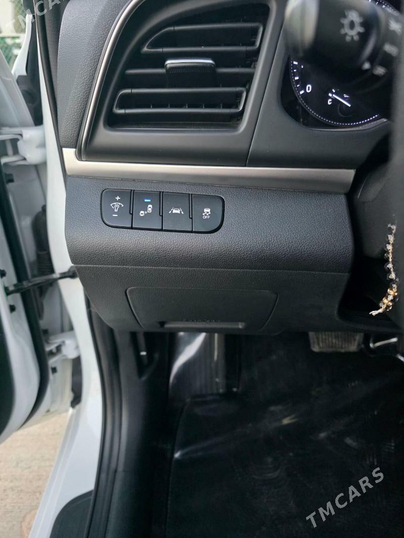 Hyundai Elantra 2020 - 212 000 TMT - Мир 8 - img 5