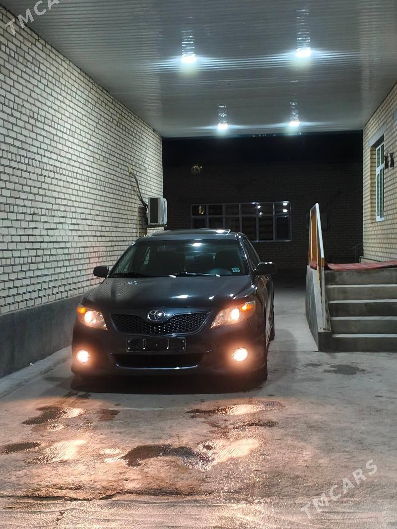 Toyota Camry 2010 - 260 000 TMT - Теджен - img 7