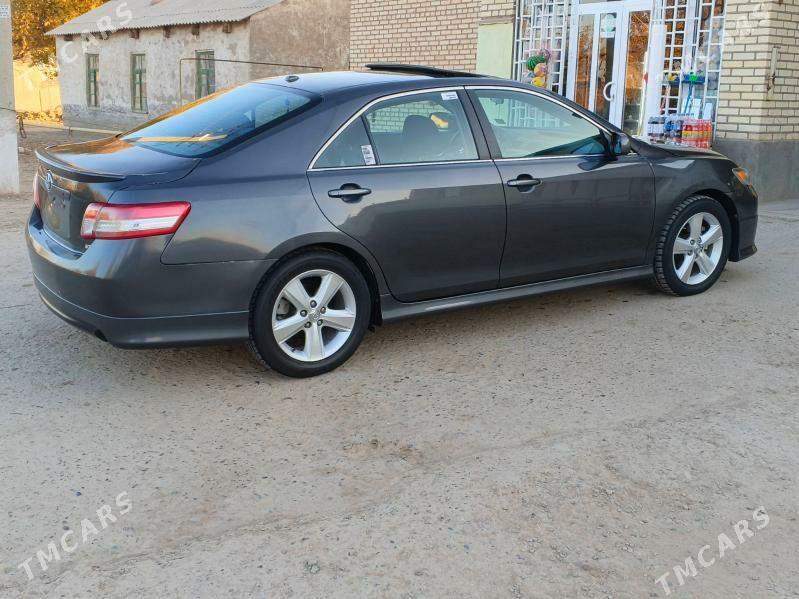 Toyota Camry 2010 - 260 000 TMT - Теджен - img 9