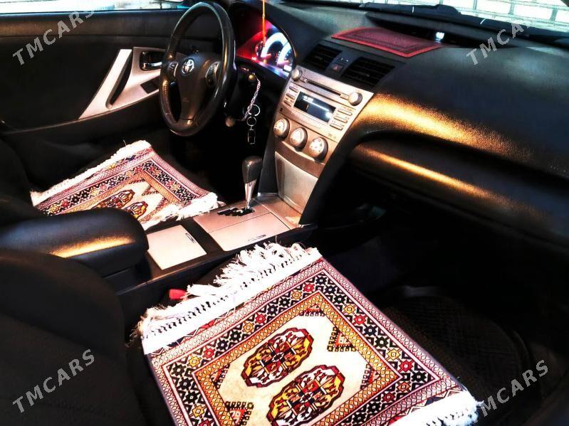 Toyota Camry 2010 - 260 000 TMT - Теджен - img 6