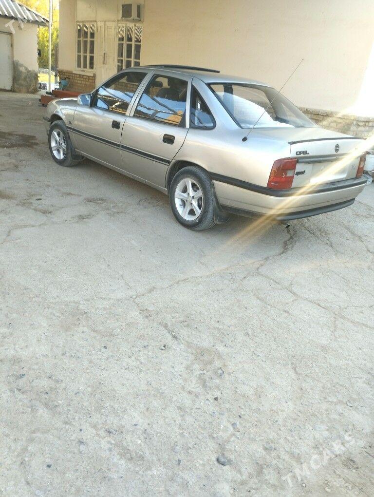 Opel Vectra 1991 - 40 000 TMT - Мары - img 7