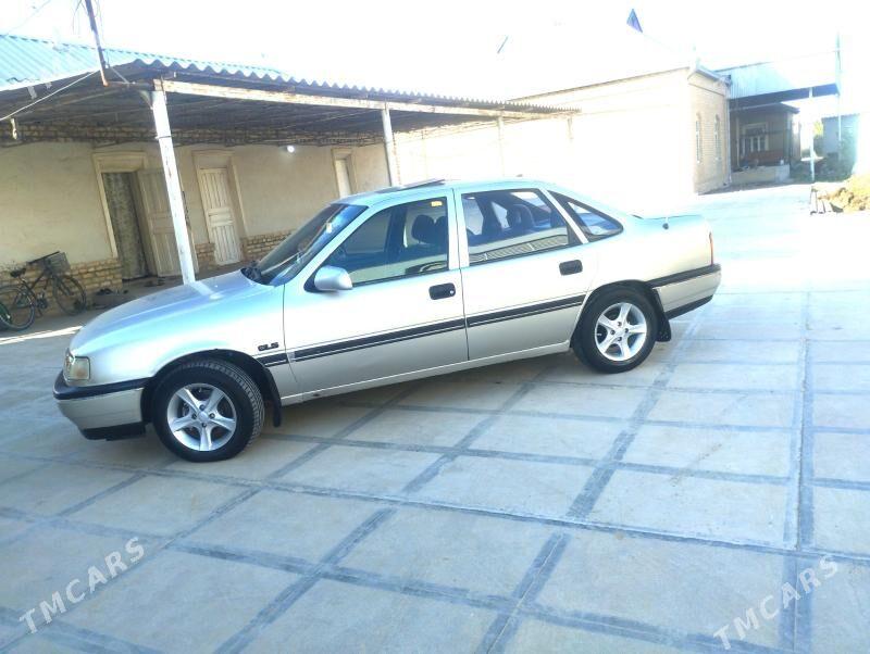 Opel Vectra 1991 - 40 000 TMT - Мары - img 5
