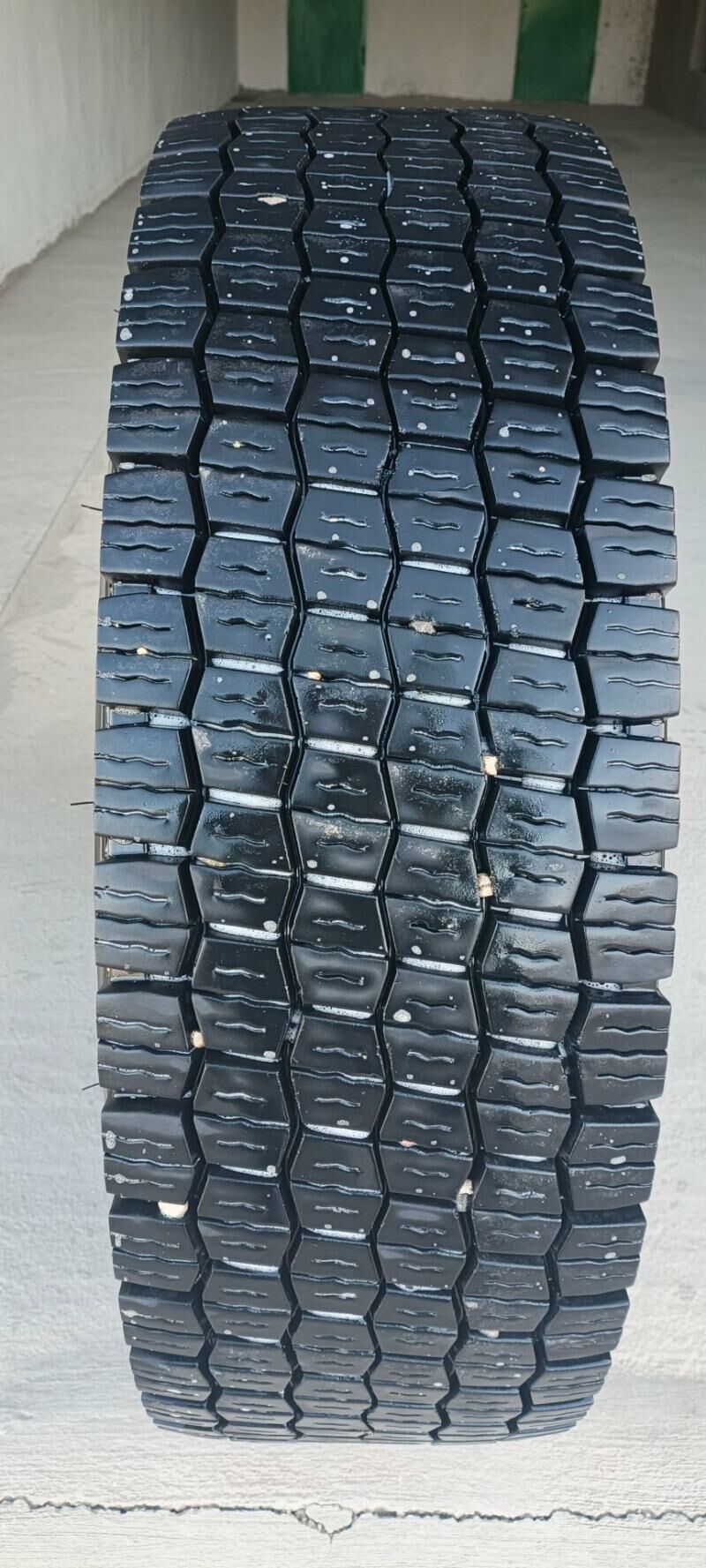 DOUBLE COİN 295.80.22.5 3 200 TMT - Balkanabat - img 2