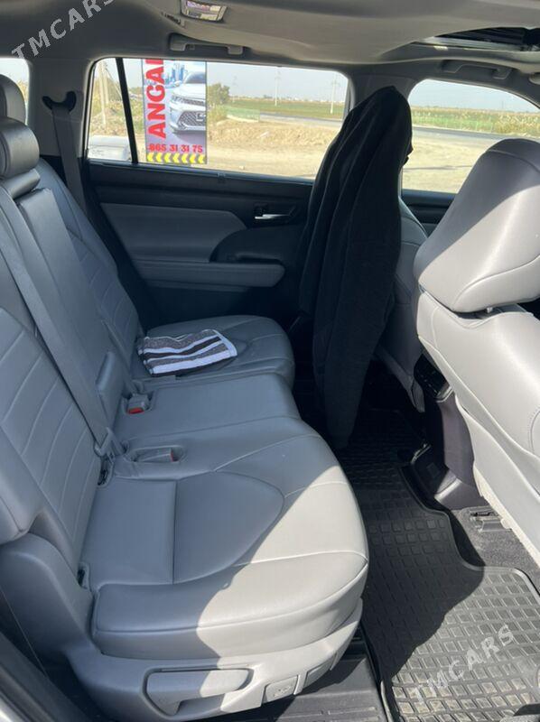 Toyota Highlander 2022 - 589 000 TMT - Сакарчага - img 2