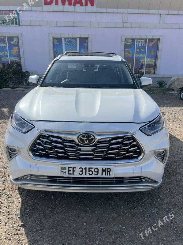 Toyota Highlander 2022 - 589 000 TMT - Сакарчага - img 5