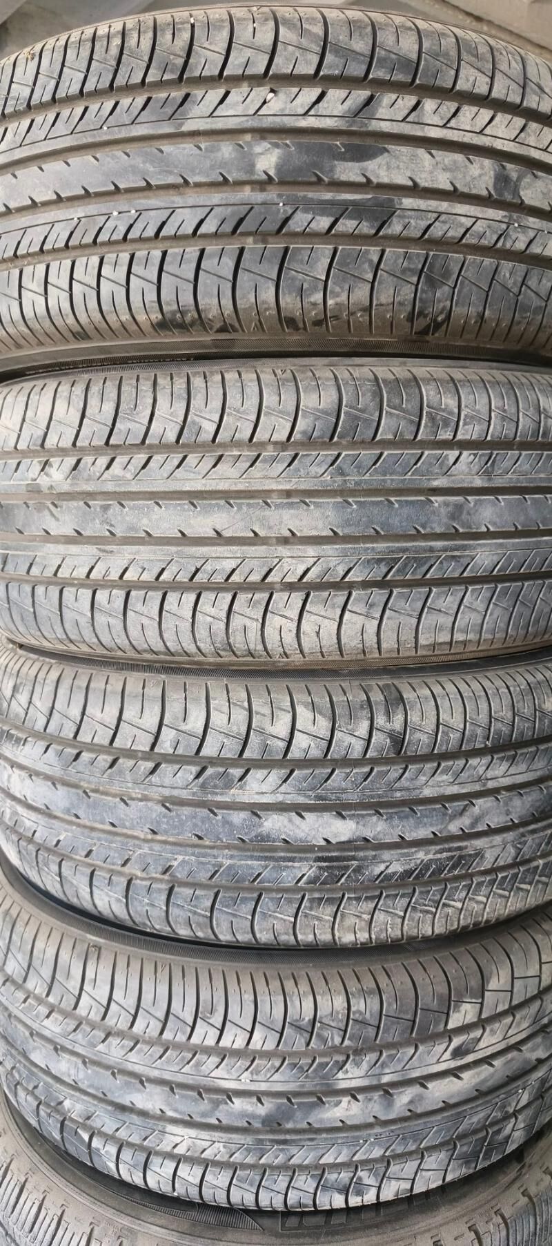 Yokohama 215 55 17 2 500 TMT - Garadamak - img 3