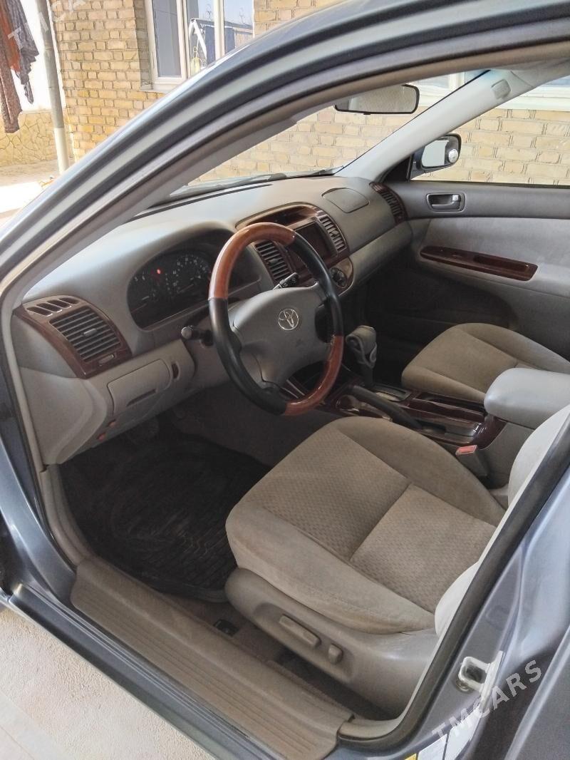 Toyota Camry 2002 - 180 000 TMT - Мары - img 4