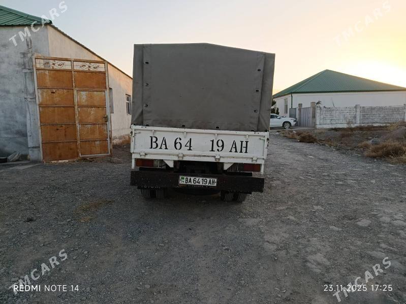 Toyota Dyna 2001 - 105 000 TMT - Гёкдепе - img 6