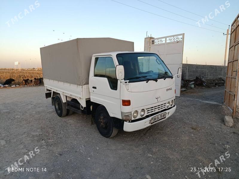 Toyota Dyna 2001 - 105 000 TMT - Гёкдепе - img 8
