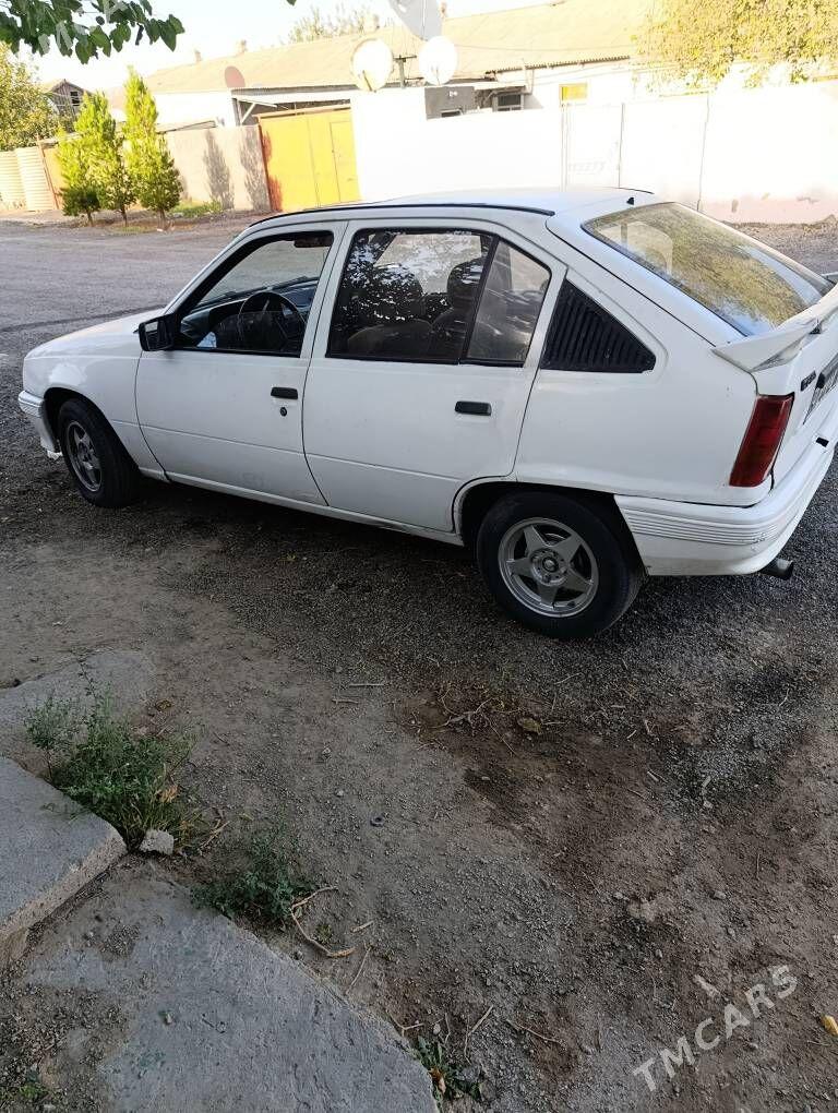 Opel Astra 1986 - 28 000 TMT - Türkmenbaşy - img 4