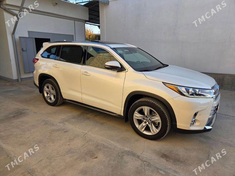 Toyota Highlander 2017 - 610 000 TMT - Gyzylarbat - img 8
