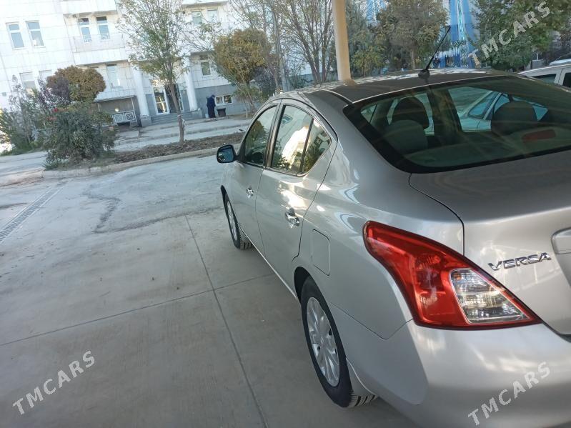 Nissan Versa 2011 - 120 000 TMT - Köşi - img 3