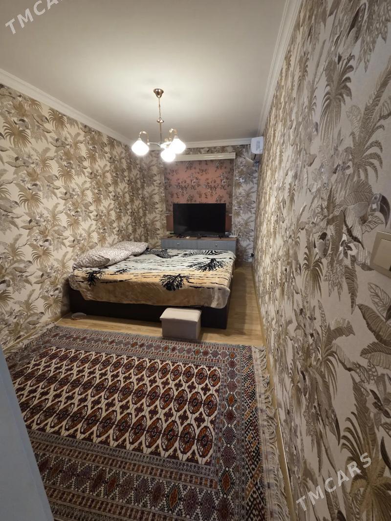 1 mkrn Sewcenka metjit 3 komnt - Aşgabat - img 2