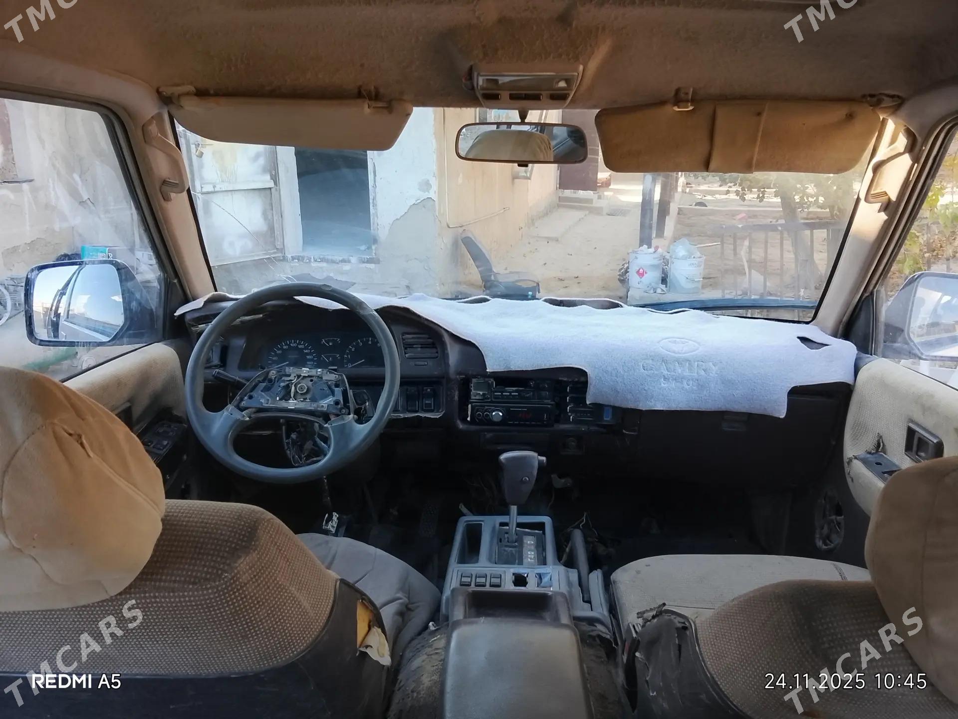 Toyota Town Ace 1990 - 20 000 TMT - Balkanabat - img 2