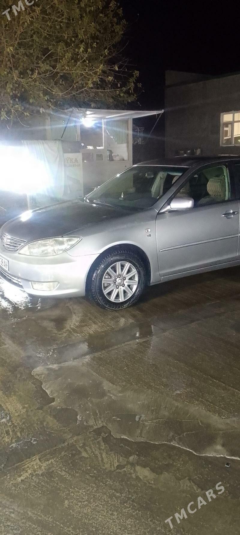 Toyota Camry 2022 - 170 000 TMT - Bäherden - img 3