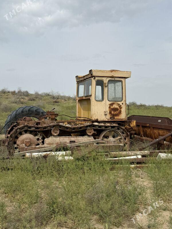 MTZ T-28 1991 - 85 000 TMT - Aşgabat - img 4