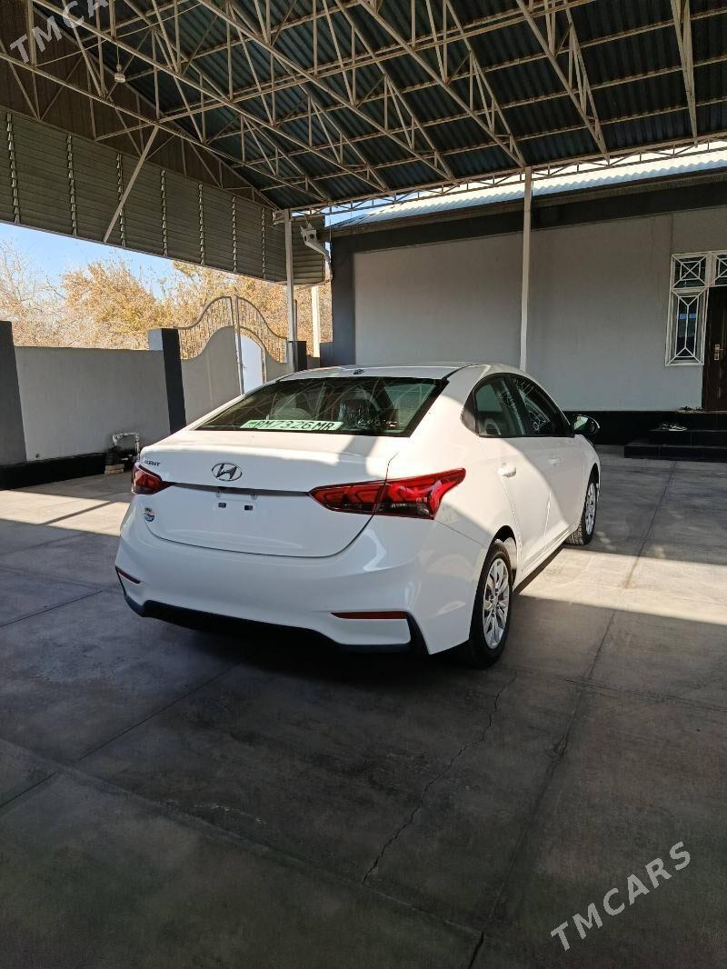 Hyundai Accent 2021 - 220 000 TMT - Мары - img 4