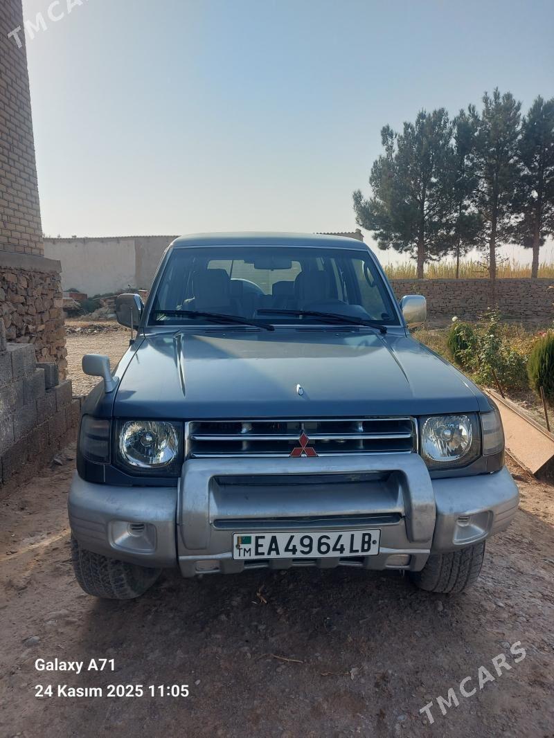 Mitsubishi Pajero 1998 - 110 000 TMT - Köýtendag - img 1