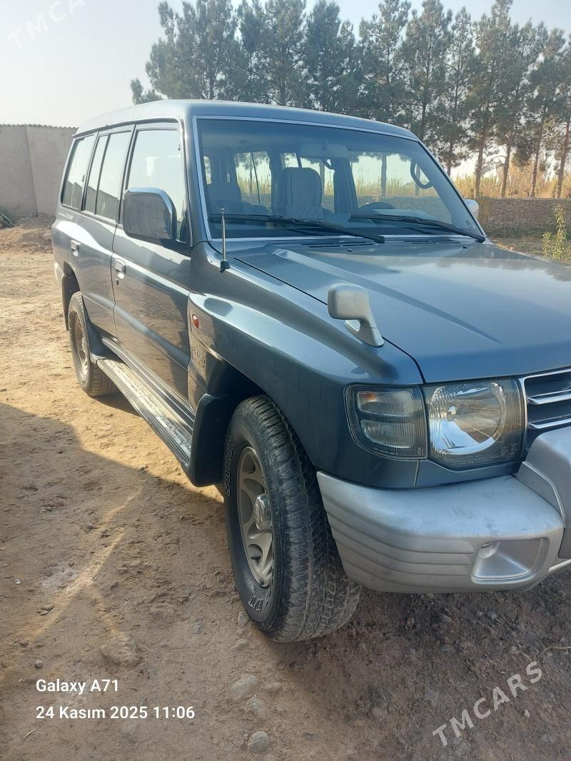 Mitsubishi Pajero 1998 - 110 000 TMT - Köýtendag - img 4