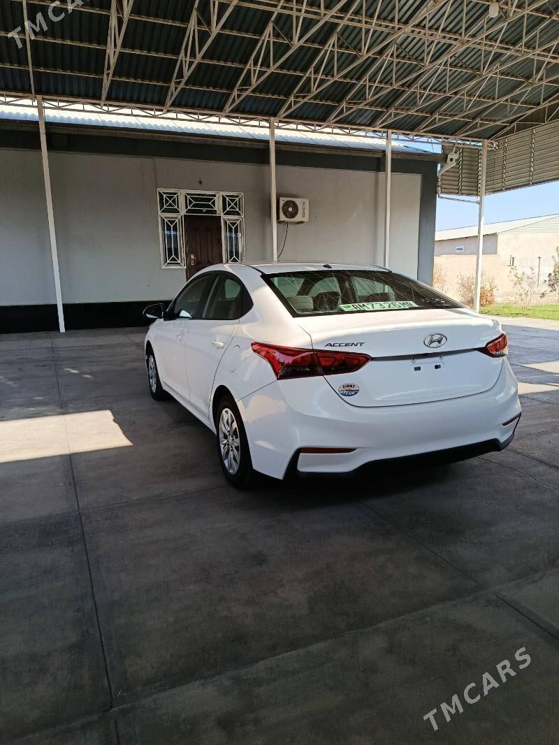 Hyundai Accent 2021 - 220 000 TMT - Мары - img 5