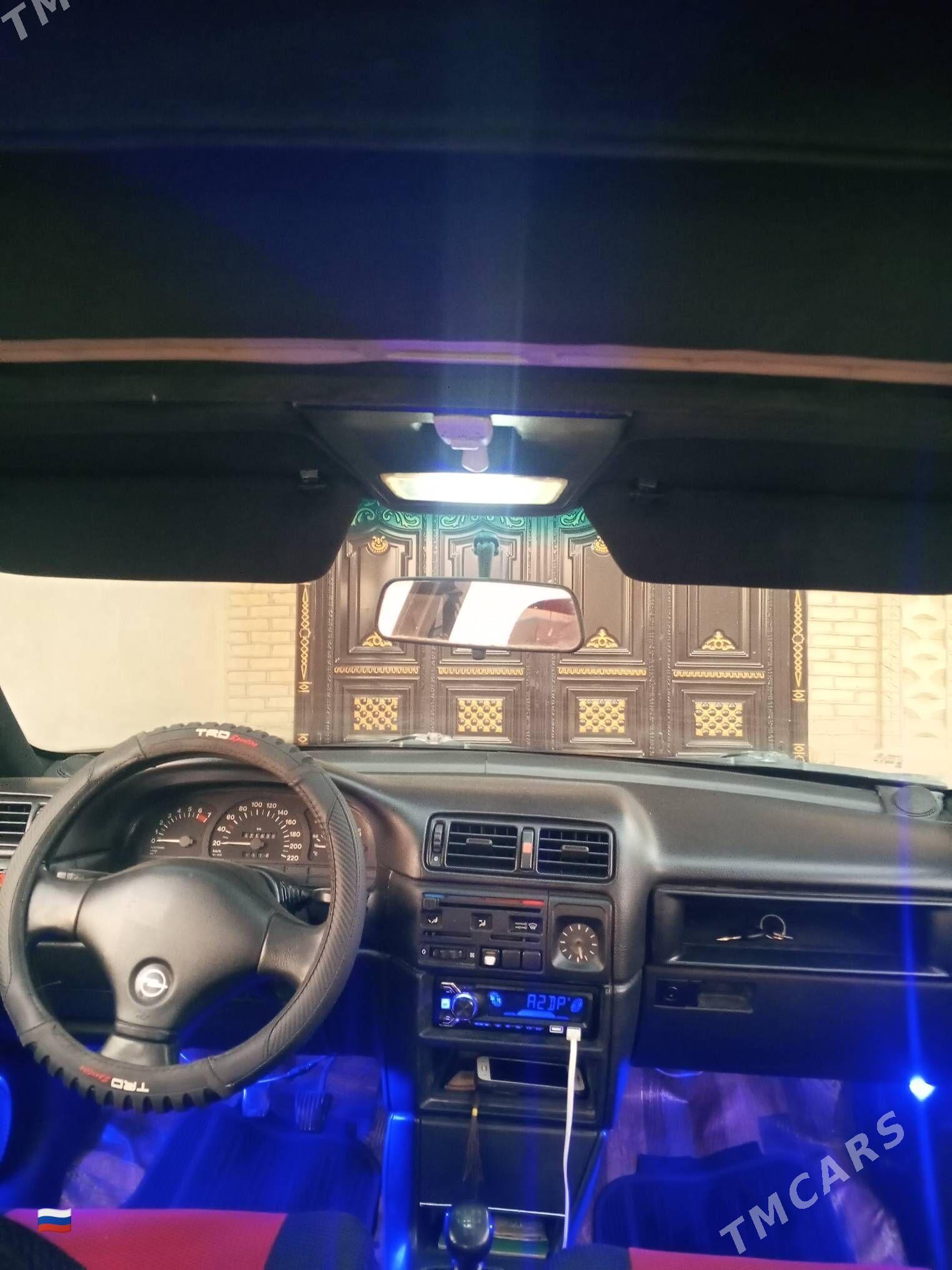 Opel Vectra 1991 - 50 000 TMT - Gurbansoltan Eje - img 4