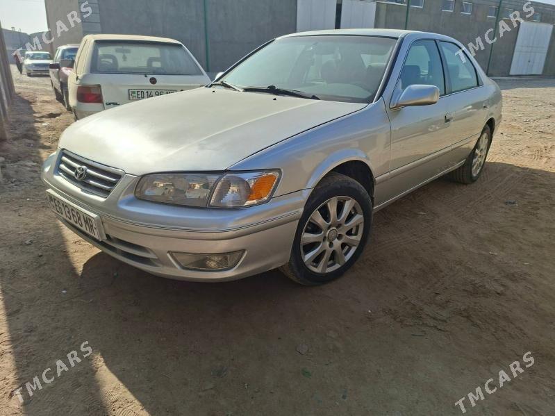 Toyota Camry 2000 - 150 000 TMT - Мары - img 1