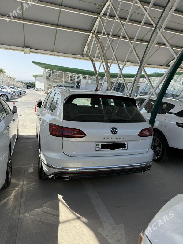 Volkswagen Touareg 2021 - 1 450 000 TMT - Aşgabat - img 2