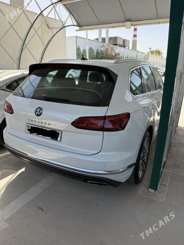 Volkswagen Touareg 2021 - 1 450 000 TMT - Aşgabat - img 3