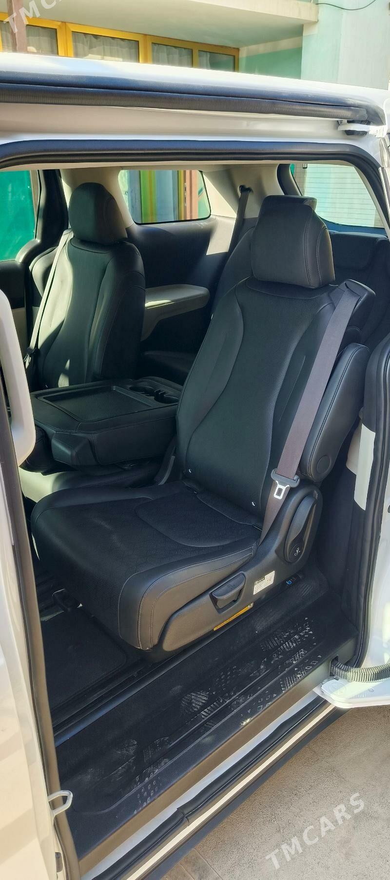 Kia Carnival 2021 - 520 000 TMT - Мургап - img 10