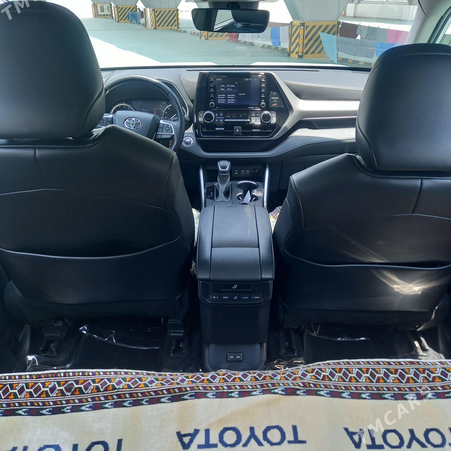 Toyota Highlander 2022 - 703 000 TMT - Aşgabat - img 5