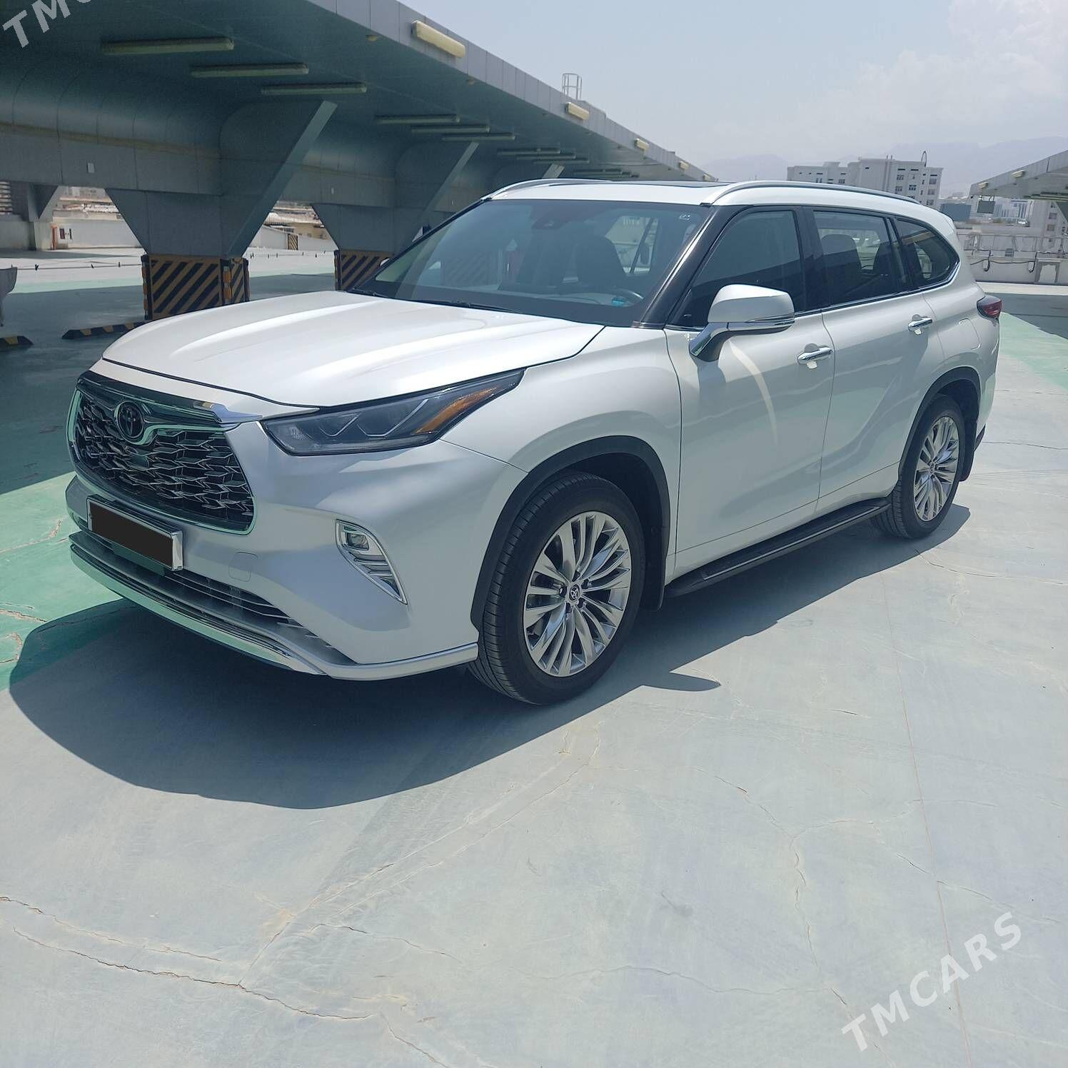 Toyota Highlander 2022 - 703 000 TMT - Aşgabat - img 2