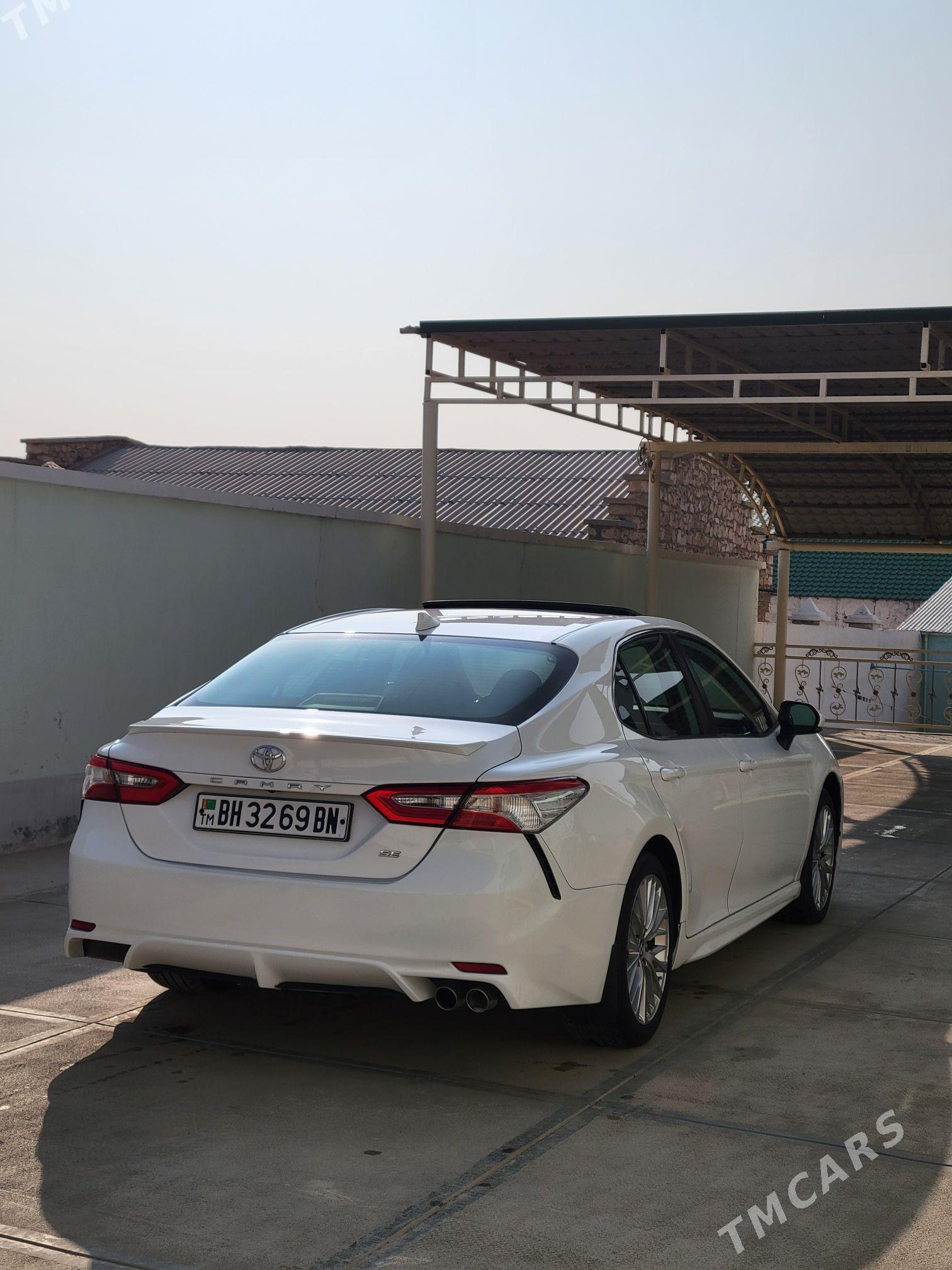 Toyota Camry 2019 - 280 000 TMT - Балканабат - img 4