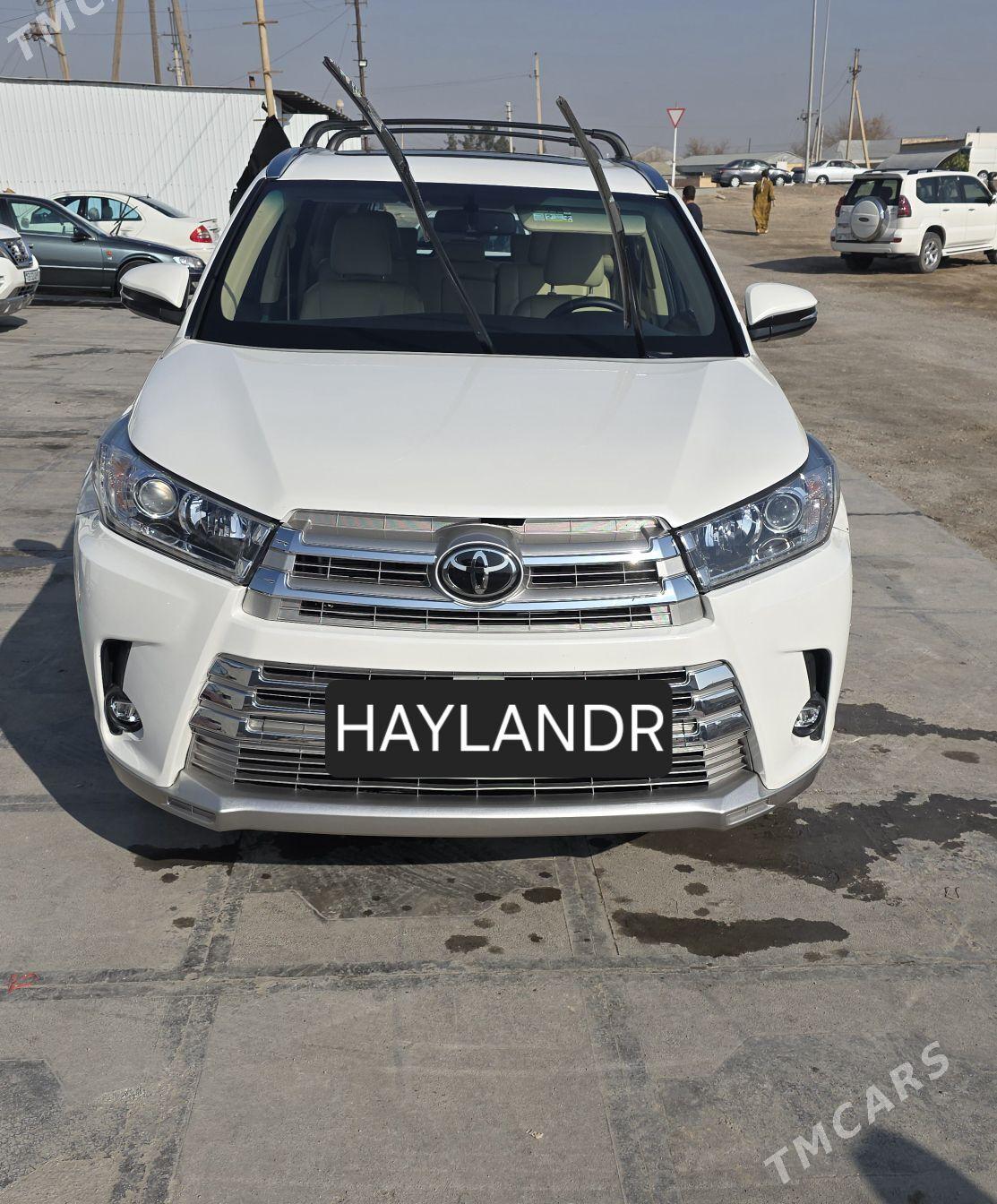 Toyota Highlander 2016 - 330 000 TMT - Мары - img 1