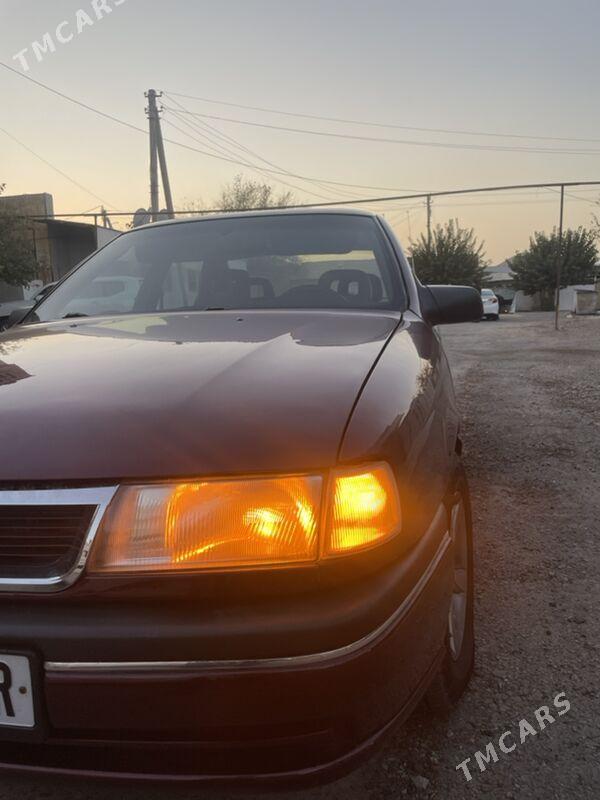 Opel Vectra 1989 - 40 000 TMT - Mary - img 2